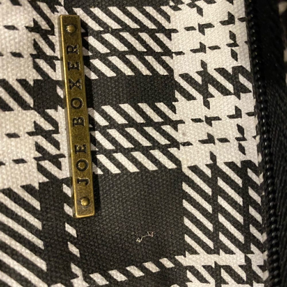 Adorable Joe Boxer bag - Picture 2 of 3